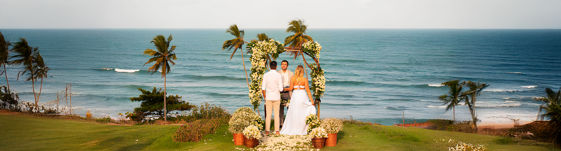 Cerimônia à beira-mar